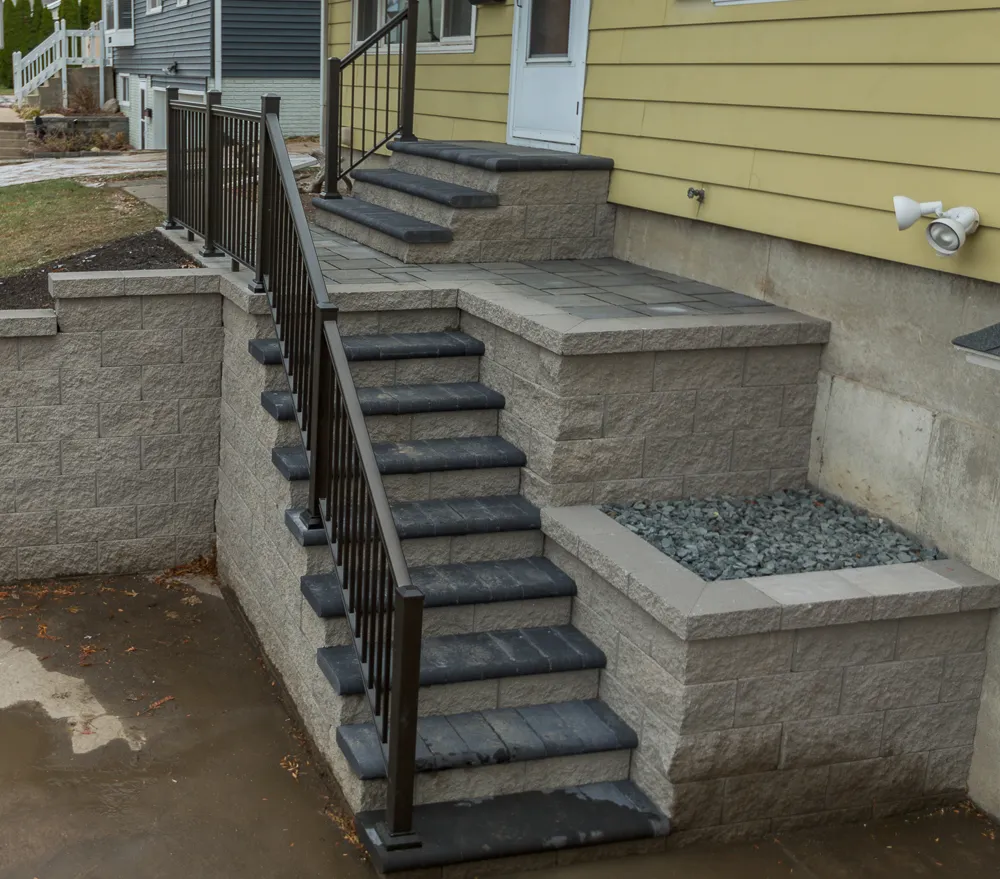 Prairie Winds Hardscapes Stairs